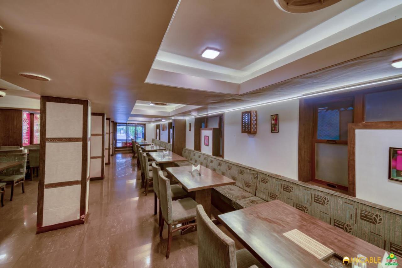 伊加特普里阿什温酒店 外观 照片